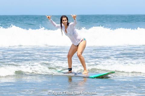 Lecciones de surf Agua Tibia